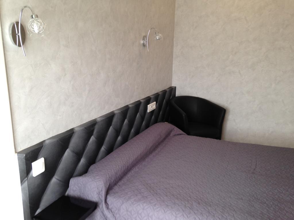 Hotel Le Crab Angouleme Luaran gambar