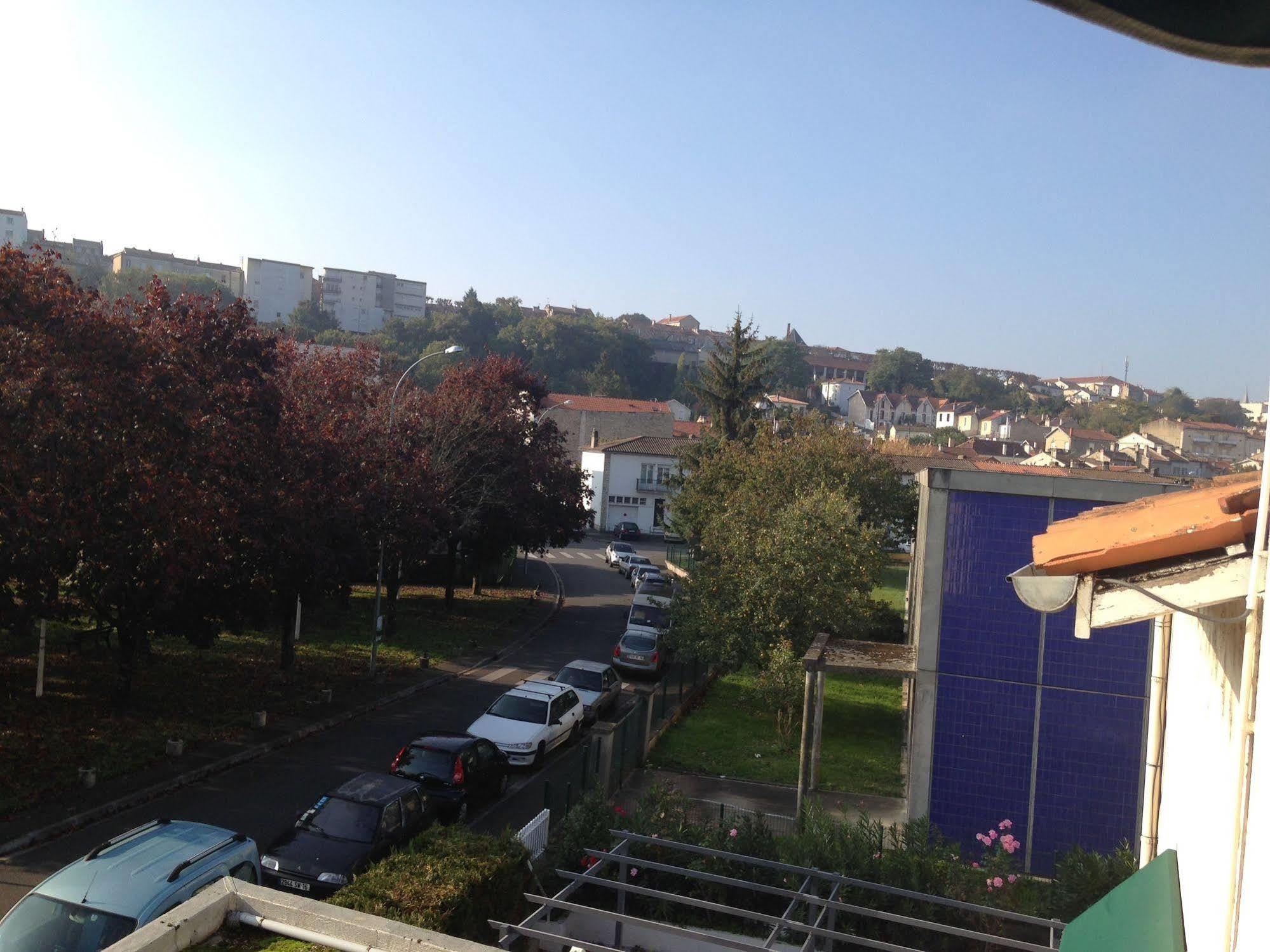 Hotel Le Crab Angouleme Luaran gambar